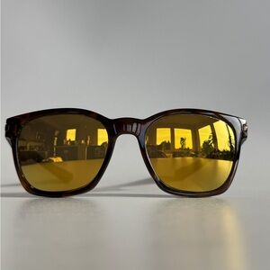 Oakley Ojector OO9018 Sunglasses – Tortoise Frame, Gold Mirror Lenses, Case